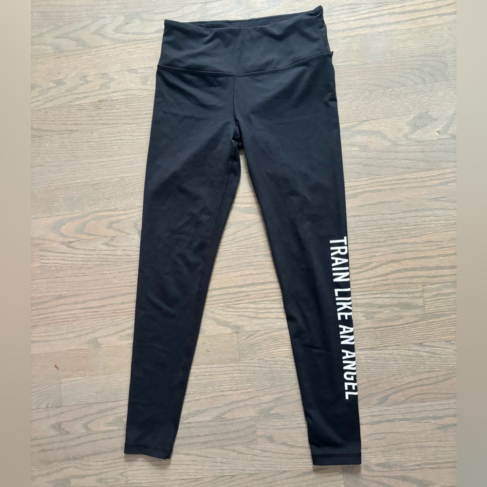 Victoria's Secret Sport "Train Like An Angel" Knockout athletic leggings small